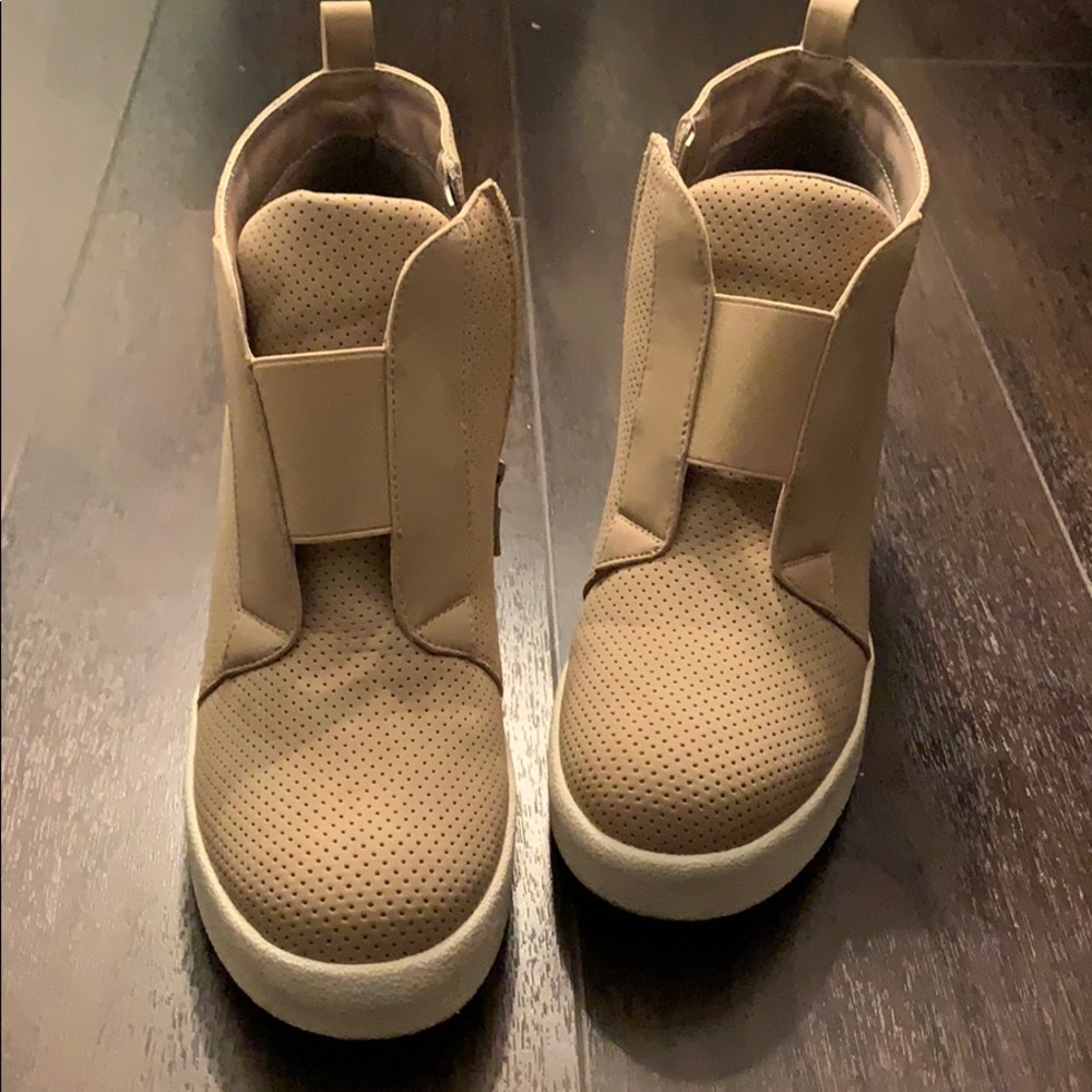 Qupid heeled sneakers